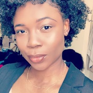 Meet your Posher, Agnes